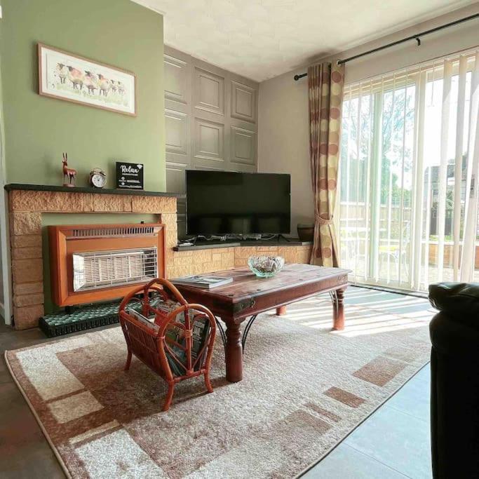 Floss Cottage Matson Bagian luar foto